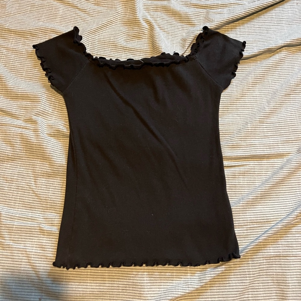 Hollister off-the-shoulder